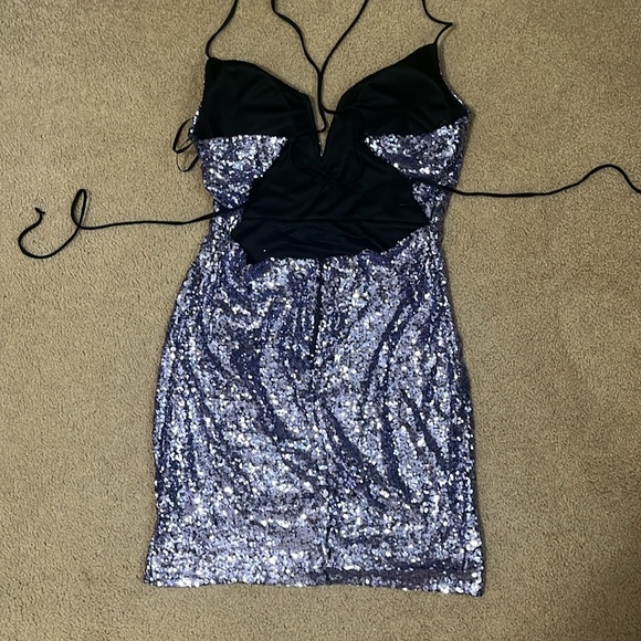 Homecoming Mini Dress, silvery-purple sequins, backless, stretchy - Picture 2 of 9